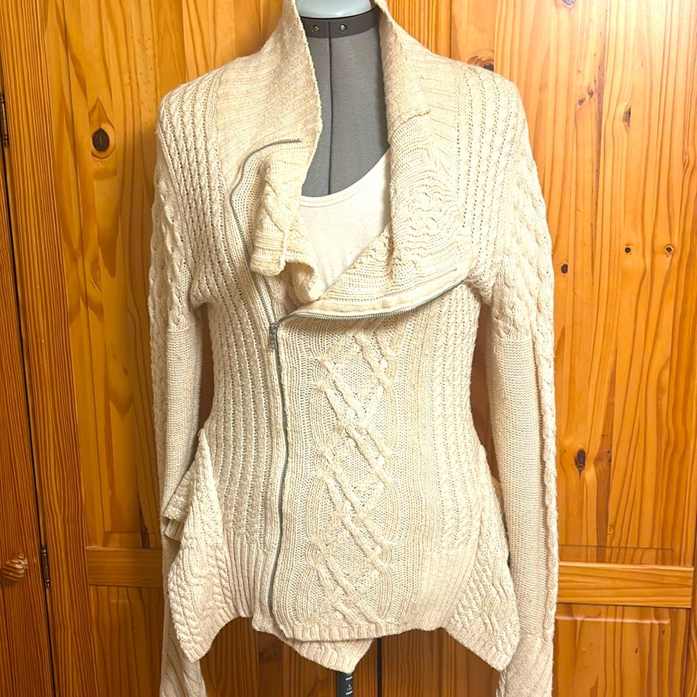 Bcbg knitted zip up  jacket